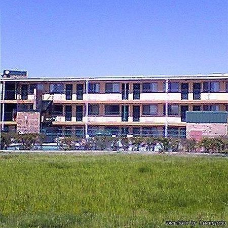 Delux Inn 메스키테 외부 사진