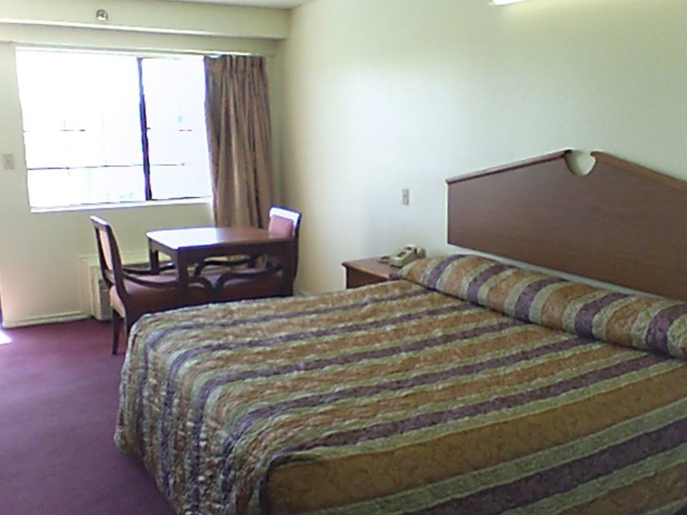Delux Inn 메스키테 객실 사진